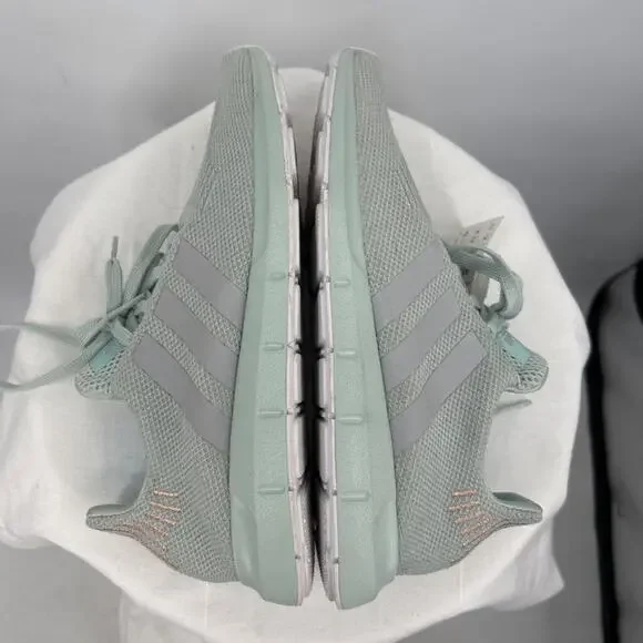 Women's Adidas NWT Swift Run W Sneaker Mint Green Shoes 9 - Picture 2 of 7